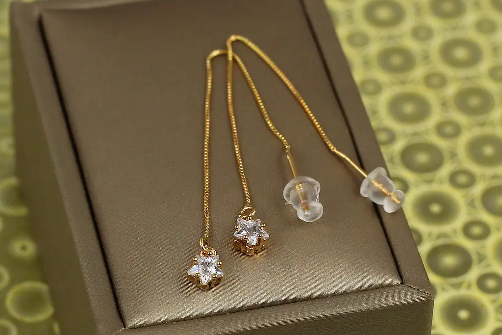 Сережки Xuping Jewelry протяжки зірочка на ланцюжку 7.5 см золотисті