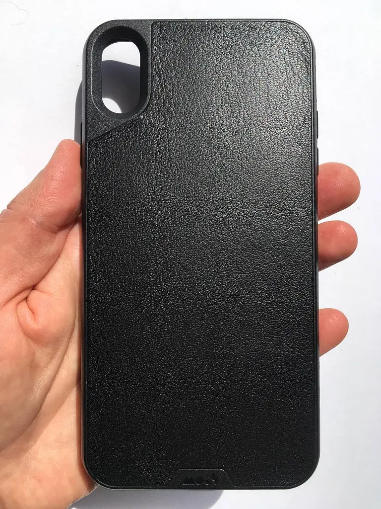 Оригинальный противоударный кожаный чехол для Apple iPhone XS MAX MOUS Leather Case Black - фото 6
