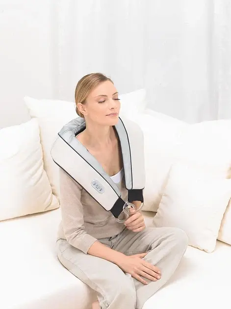 Масажер Beurer для шиї сіро-бежевий (MG_150) - фото 2