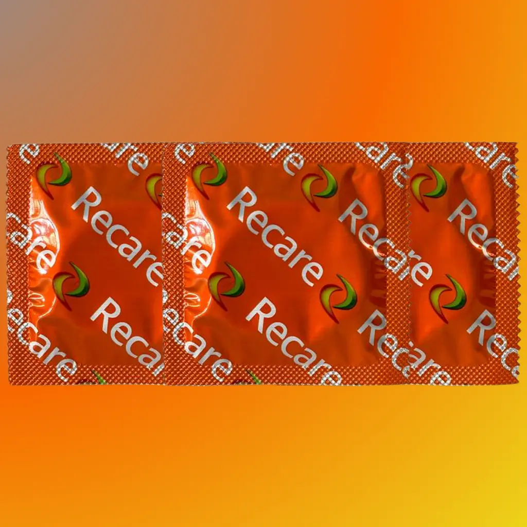 Презервативы Recare Color Fruit Flavour 3 шт. с ароматами: мята/зеленый, банан/желтый, клубника/красный (ROZ6501053502) - фото 3