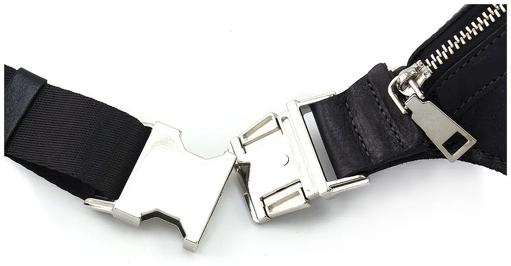 Кожаная женская сумка на пояс GRANDE PELLE sum0026712 - фото 4