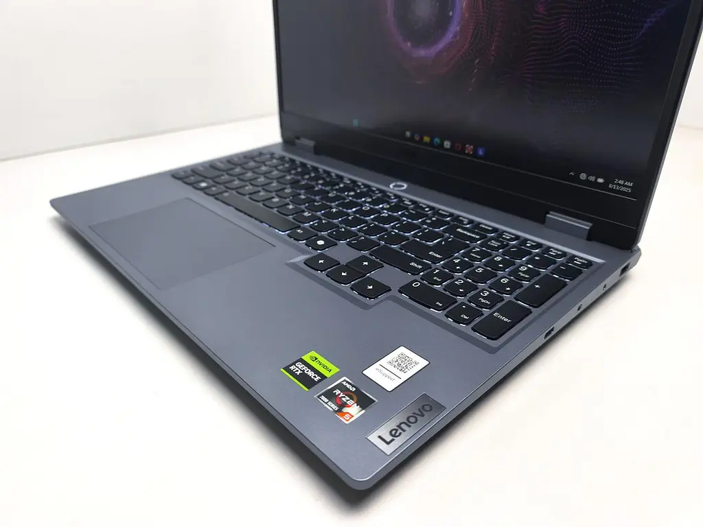 Ноутбук Lenovo 15.6 LOQ 15ARP9 FullHD IPS 144Hz Ryzen 5 7235HS 12Gb DDR5 SSD 512GB RTX 4050 6GB (83JC00GKUS) - фото 8