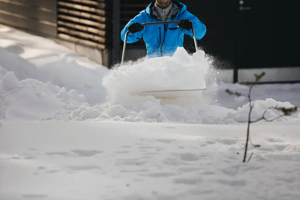 Скрепер-волокуша Fiskars Professional Snow (1001631) - фото 8