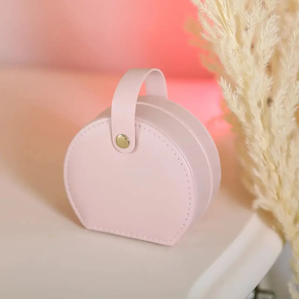 Скринька-органайзер для прикрас Yiwu дорожня на кнопці 10x9x4.5 см рожевий HP-5-31P - фото 6