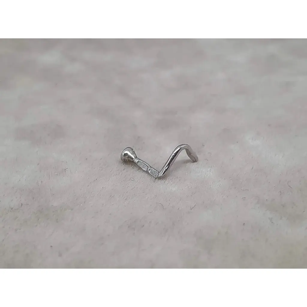 Серебряная серьга-пирсинг Астор в нос с фианитом. 818-2524Р - фото 3