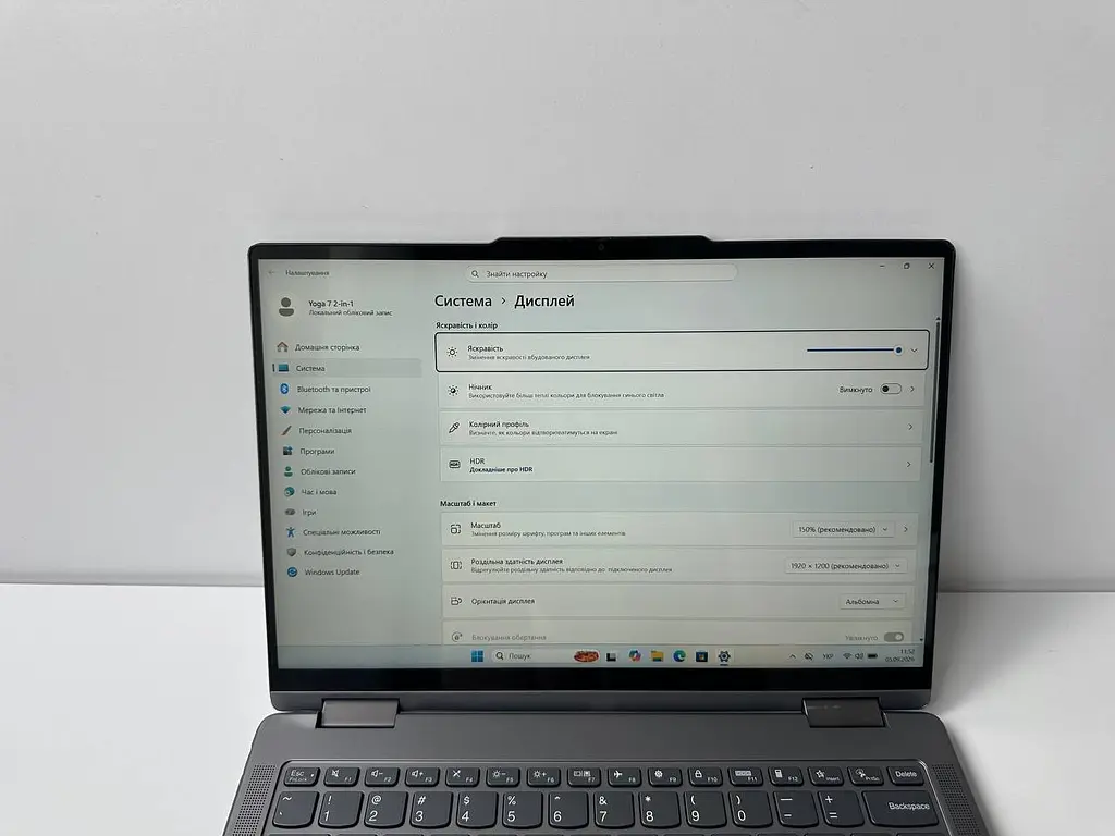 Ноутбук - трансформер Lenovo Yoga 7 2-in-1 14AHP9 14" (Ryzen 7 8840HS / 16GB DDR5 / SSD 256GB / Radeon 780M) б/в - фото 7