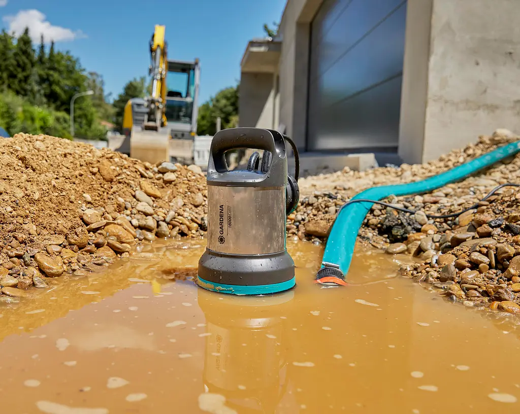 Насос дренажний для брудної води Gardena 16000 (09042-20.000.00) - фото 8