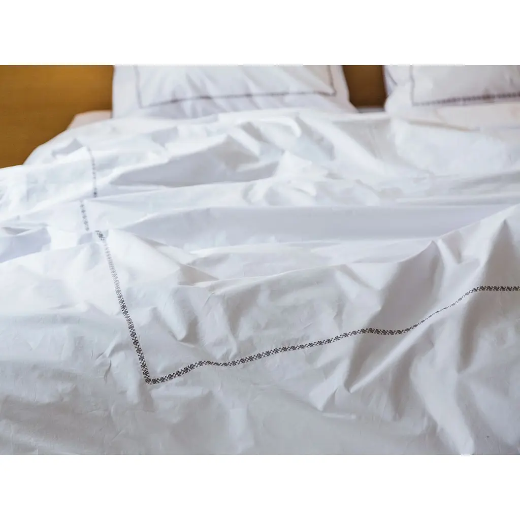 Комплект постельного белья Ecotton Premium евро перкаль вышивка с кантом цвета капучино (25138) - фото 6