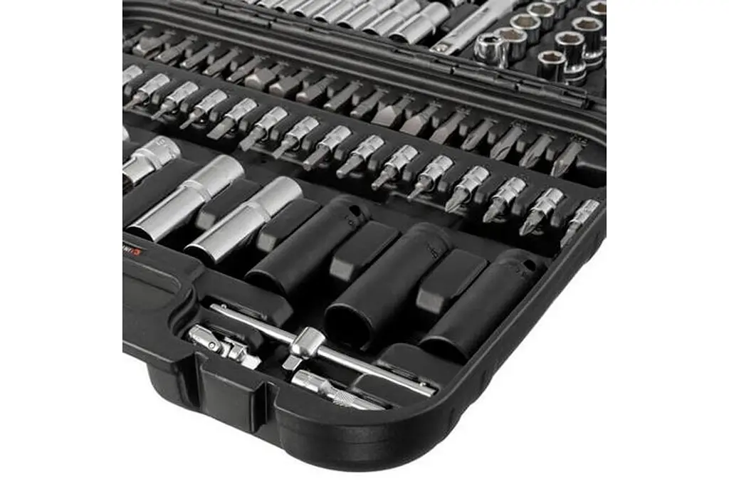 Набор ручного инструмента автомобильного Intertool Storm ET-8111 1/4" x 1/2 в наборе 111 предметов - фото 7