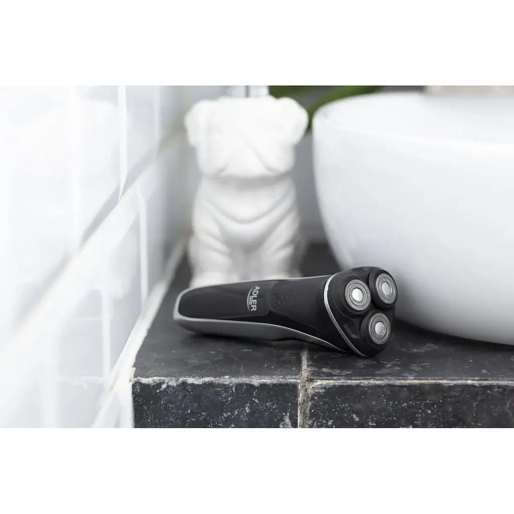 Аккумуляторная бритва с USB Adler AD 2928 до 90 мин работы 3 плавающие головки откидной триммер - фото 5