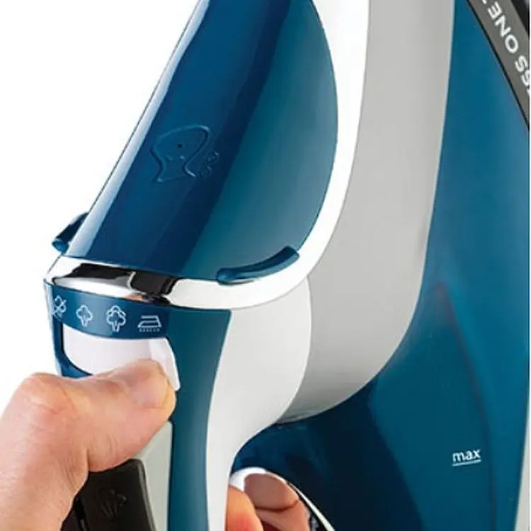 Утюг Russell Hobbs Cordless One Temperature беспроводная 2600 Вт бело-синяя (26020-56) - фото 4