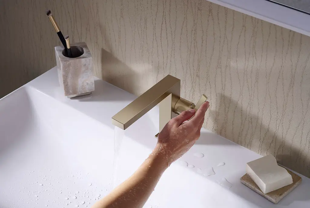 Змішувач для умивальника Hansgrohe Tecturis E CoolStart EcoSmart+ з донним клапаном pop-up brushed bronze 73023140 - фото 2