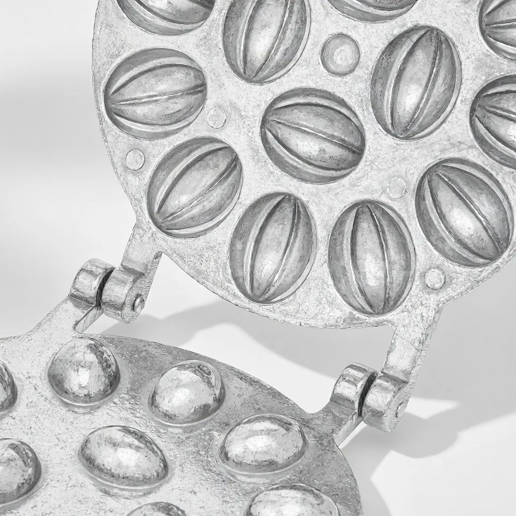 Форма для випікання горішків алюмінієва на 16 шт. - фото 3