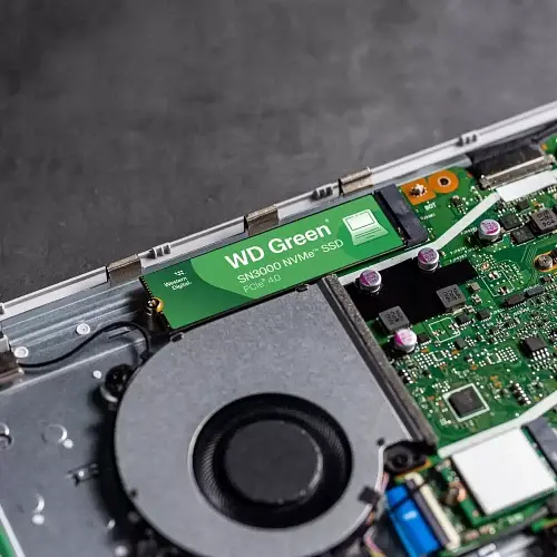 Твердотільний накопичувач SSD 2Tb, Western Digital Green SN3000, PCI-E 4.0 x4, M.2 2280, 3D TLC, 5000/4200 МБ/с (WDS200T4G0E) - фото 3