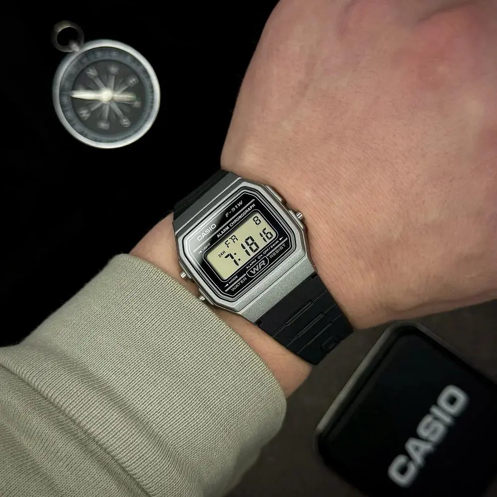 Чоловічий годинник Casio F-91WM-1B Сріблястий ( AT1141-0131 ) - фото 2
