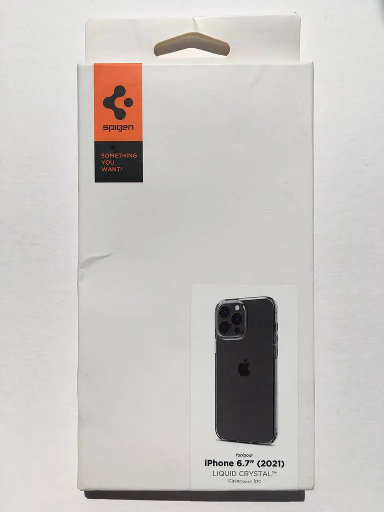 Чохол прозорий протиударний Spigen Liquid Crystal ACS03197 для iPhone 13 Pro Max (6.7") Crystal Clear - фото 8