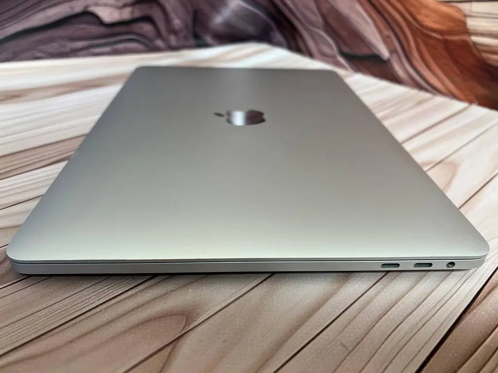 Ноутбук Apple MacBook Pro 13.3" i7-6567U /16/251 (C02TP087GYGR) Б/в - фото 5
