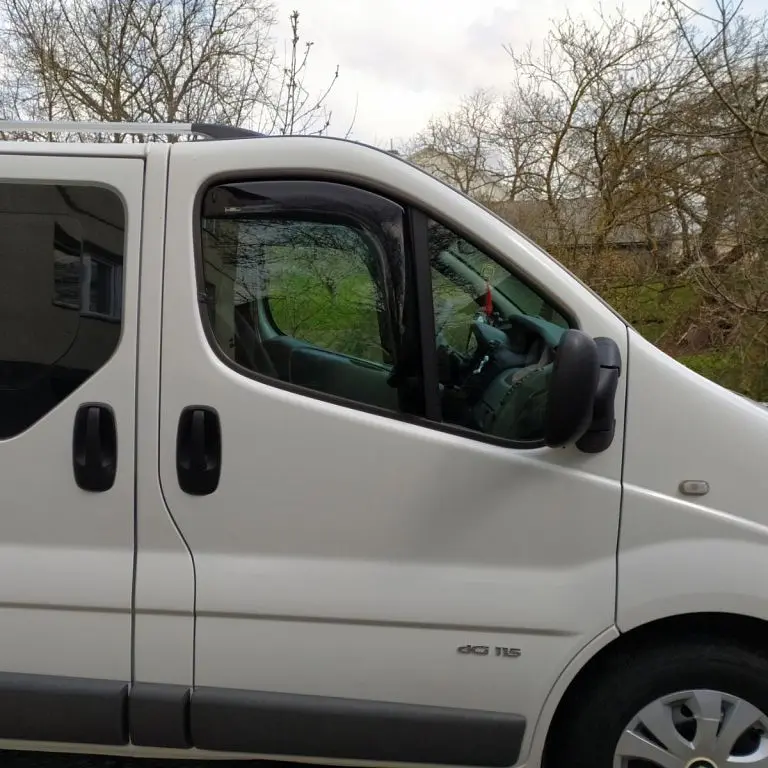 Дефлектори вікон вітровики HIC для Renault Trafic / Opel Vivaro 2001-2014 Вставні (OP30-IN) - фото 2