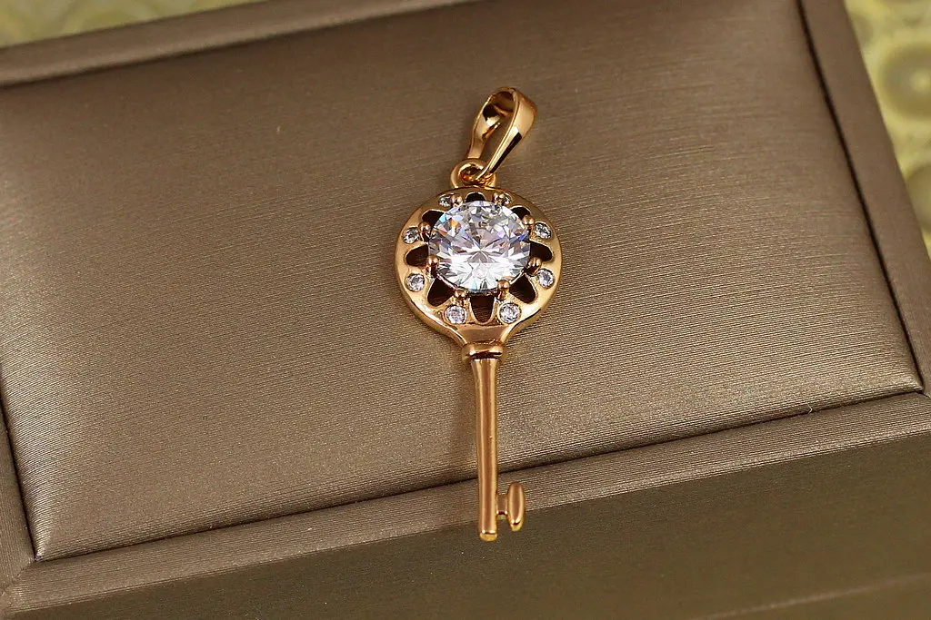 Кулон Xuping Jewelry англійський ключ 3,2 см золотистий