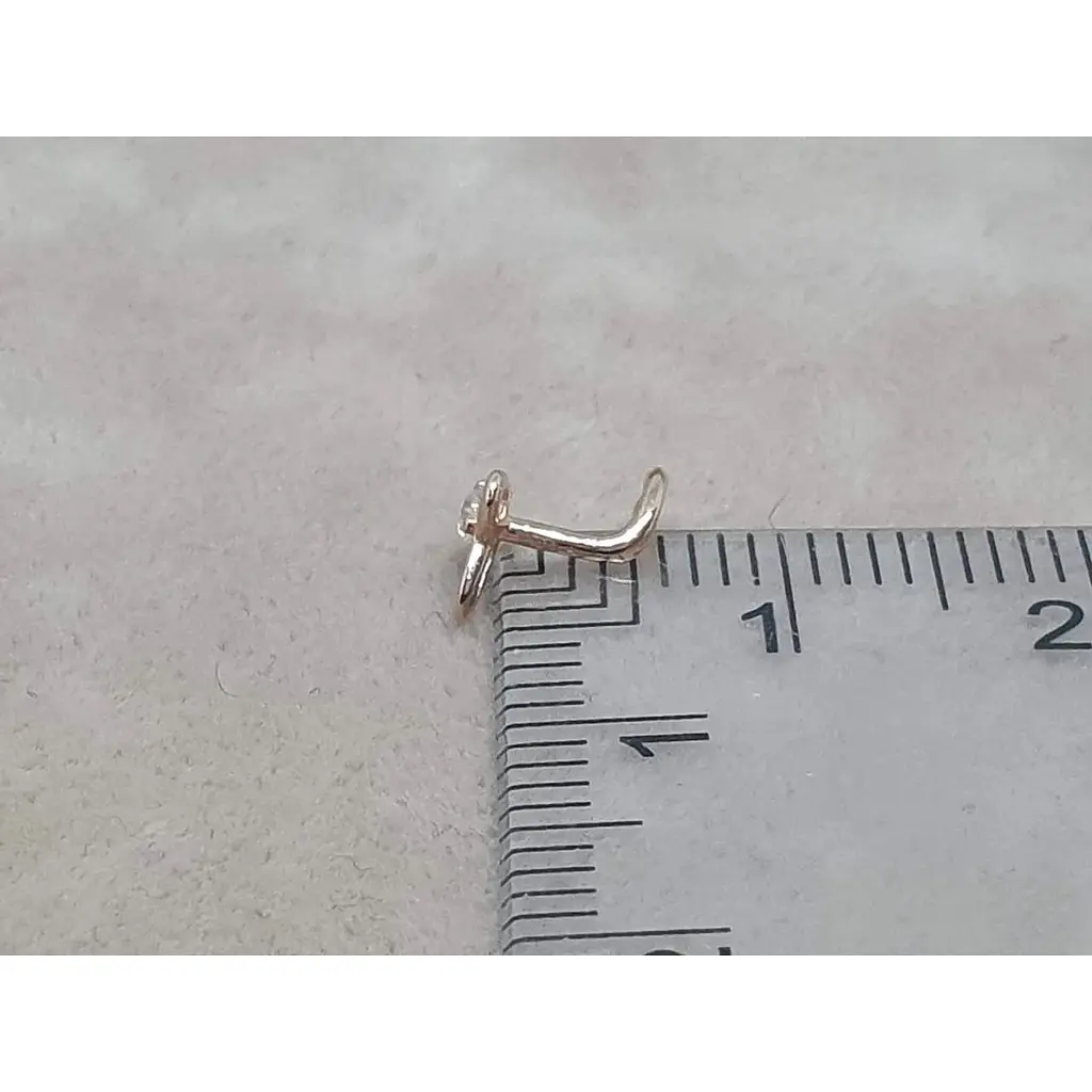 Золотая серьга-пирсинг Favoritum в нос с фианитом. 311140 - фото 6