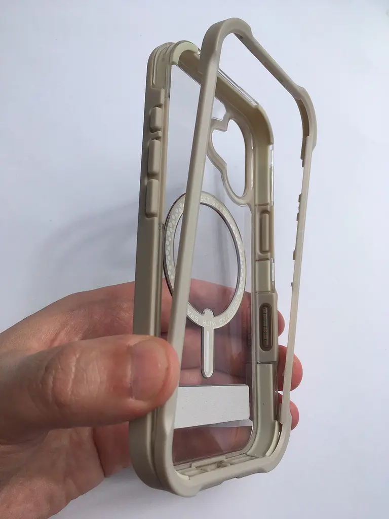 Чохол ZAGG Gear4 Rainier MagSafe KS для iPhone 17 Прозорий протиударний із підставкою Бежевий - фото 9