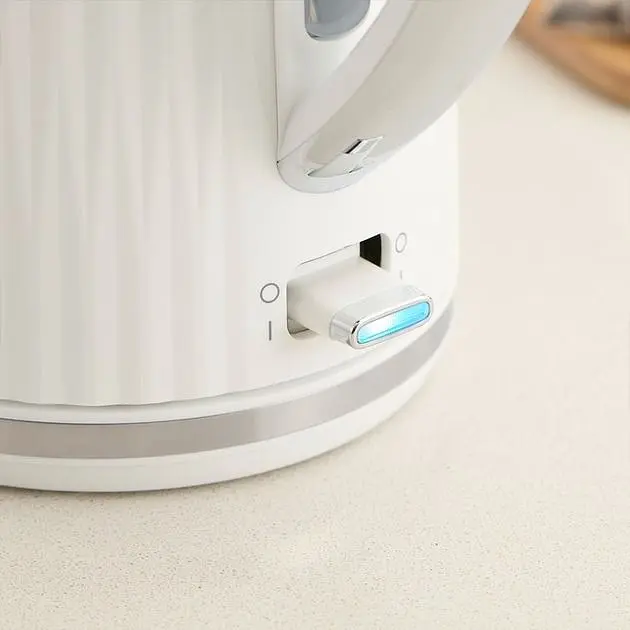 Чайник Russell Hobbs Eden 27360-70 белый - фото 8