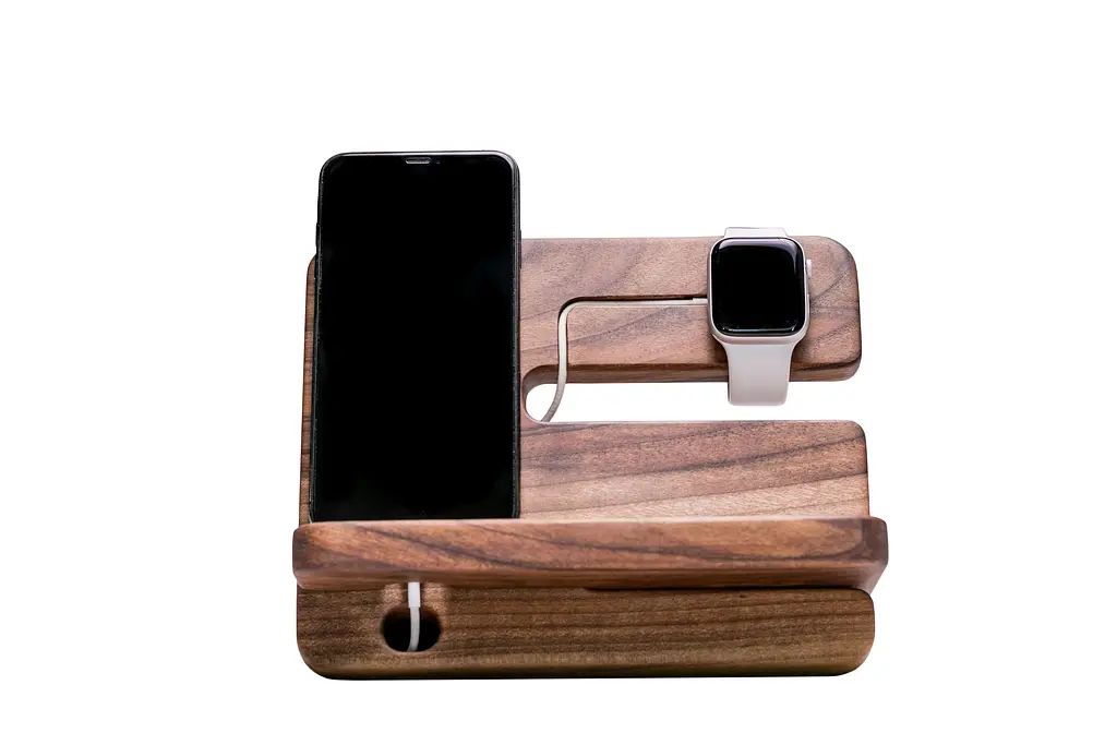 Дерев'яний тримач для телефона/годинника iWatch на робочий стіл ecoWalnut - фото 5