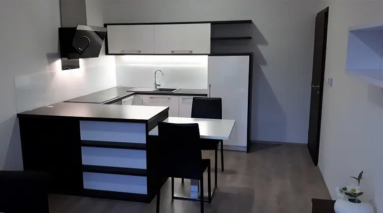 Вытяжка Faber наклонная 80 см 1169 м3ч Daisy + Bk A80 черная - фото 3