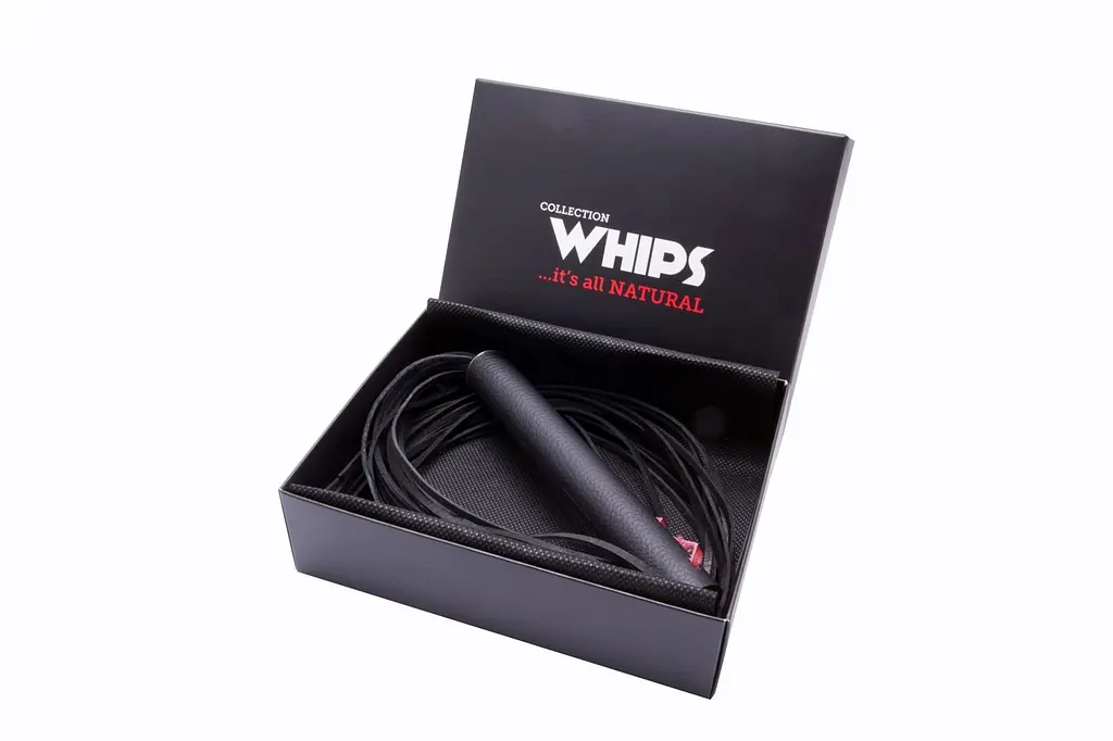 Чорний батіг Small Flogger з натуральної шкіри