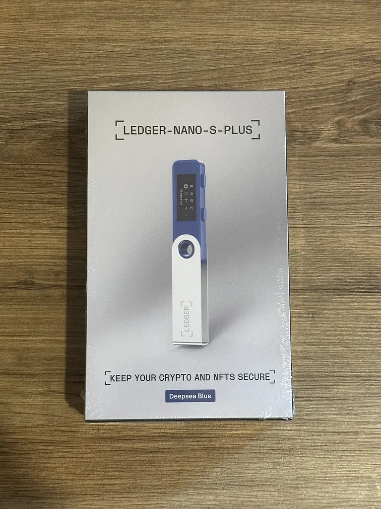 Апаратний гаманець для криптовалют Ledger Nano S Plus Deepsea Blue (LNSPDB) - фото 7