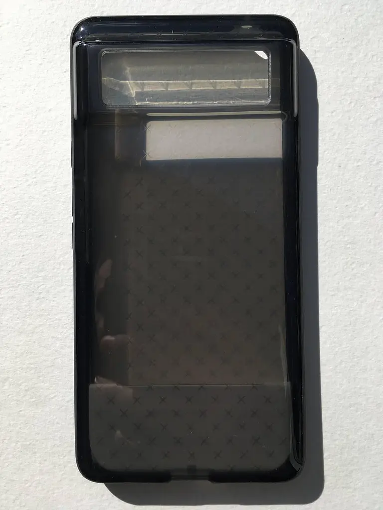 Оригінальний протиударний чохол Tech21 Evo Check для Google Pixel 6a Smokey Black (T21-9488) - фото 6