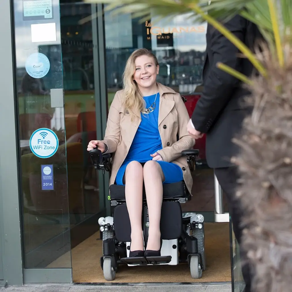 Крісло колісне з електроприводом Invacare TDX SP2 (TDX SP2 43 чорний-1795) - фото 8