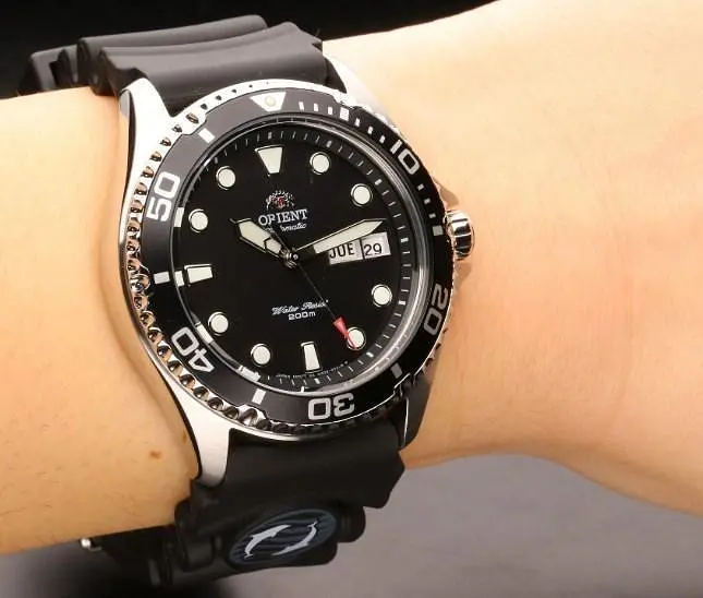 Спортивний наручний годинник ORIENT FAA02007B9 чоловічий механічний з автоподзаводом - фото 3