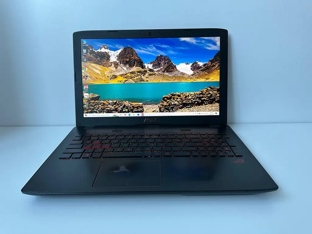 Ігровий ноутбук ASUS ROG GL552VW 15.6" (i7-6700HQ / 8GB / SSD 256GB / GTX 960M 2GB) б/в - фото 2