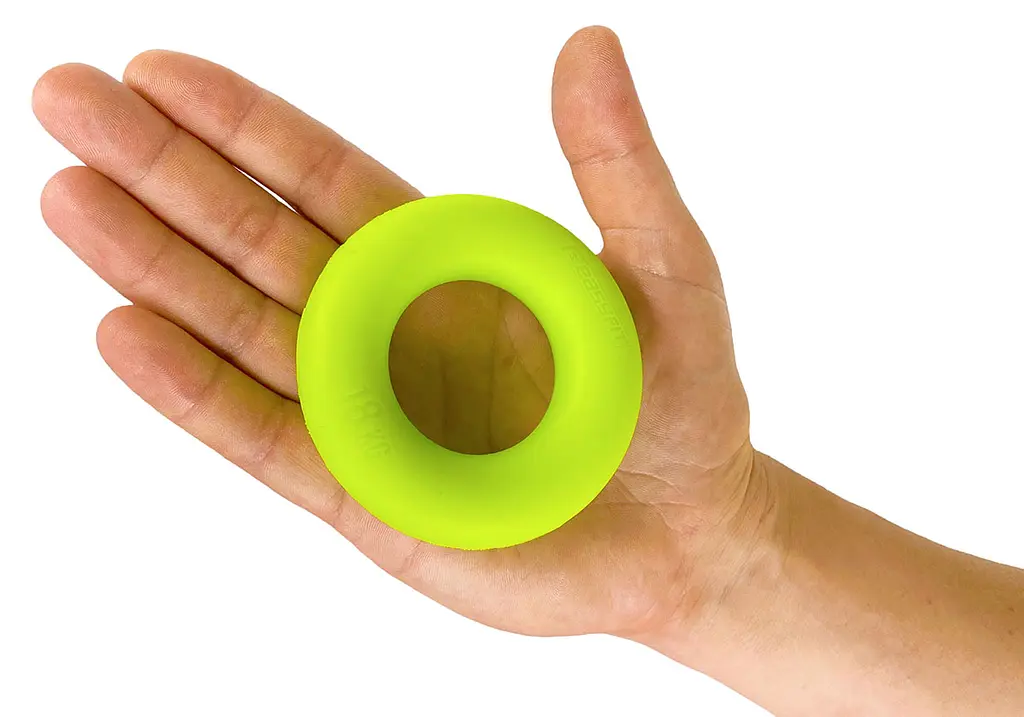 Эспандер кистевой кольцо EasyFit Ring 18 кг зеленый - фото 3