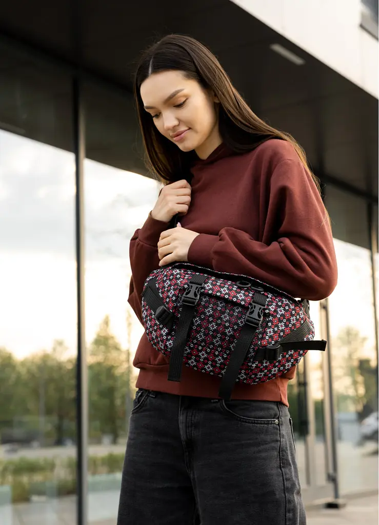 Велика жіноча поясна сумка бананка Sambag DynamicDart чорна 38 × 21 × 7 см (80411148) - фото 8