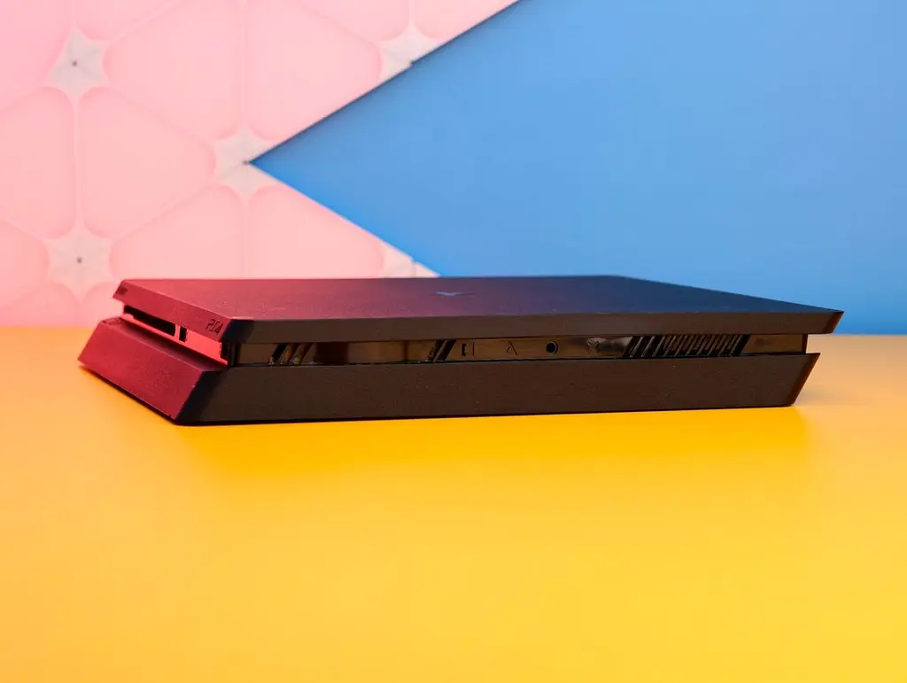 Ігрова консоль Sony PlayStation 4 Slim 1 ТБ чорна б/в [173544] - фото 3