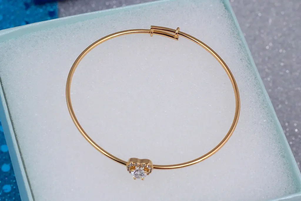 Браслет Xuping Jewelry дитячий серце з білим каменем 5.5 см 5 мм на руку 14-16 см золотистий