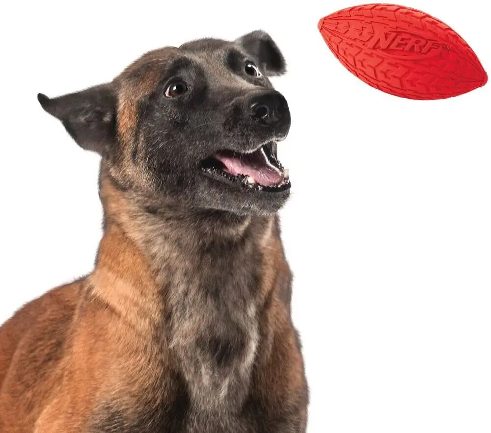 Футбольний м'яч для собак Nerf Dog Tire Squeak Football з інтерактивною пищалкою - фото 5