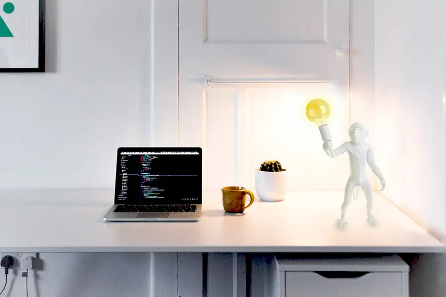 Настольная лампа Brille BR-01 680W/1A E27 WH - фото 9