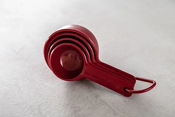 Набір мірних ковшиків KitchenAid Universal KQG058OHERE 4 шт червоний - фото 6