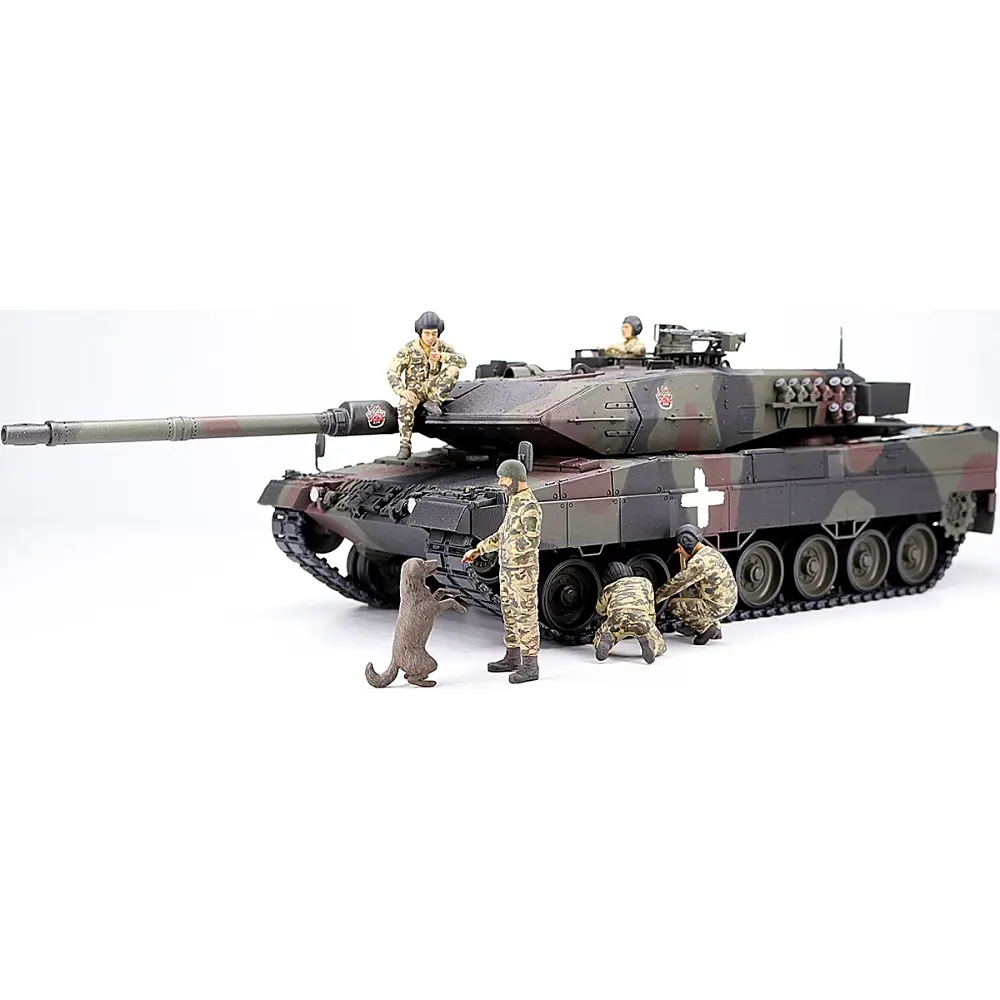 Конструктор ICM Holding Leopard 2A6 ЗСУ з екіпажем - фото 4