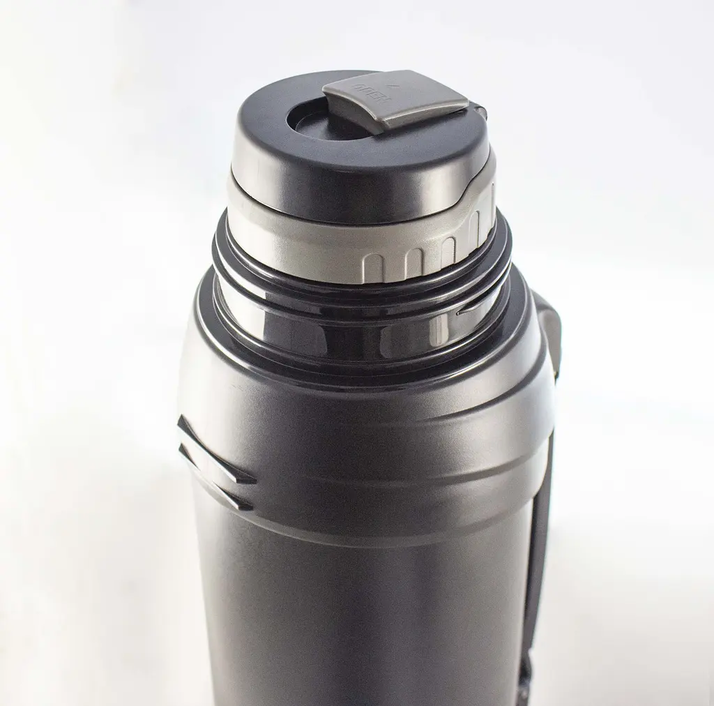 Термос Thermocafe by Thermos SVB1207-2000BK 2 л черный - фото 5