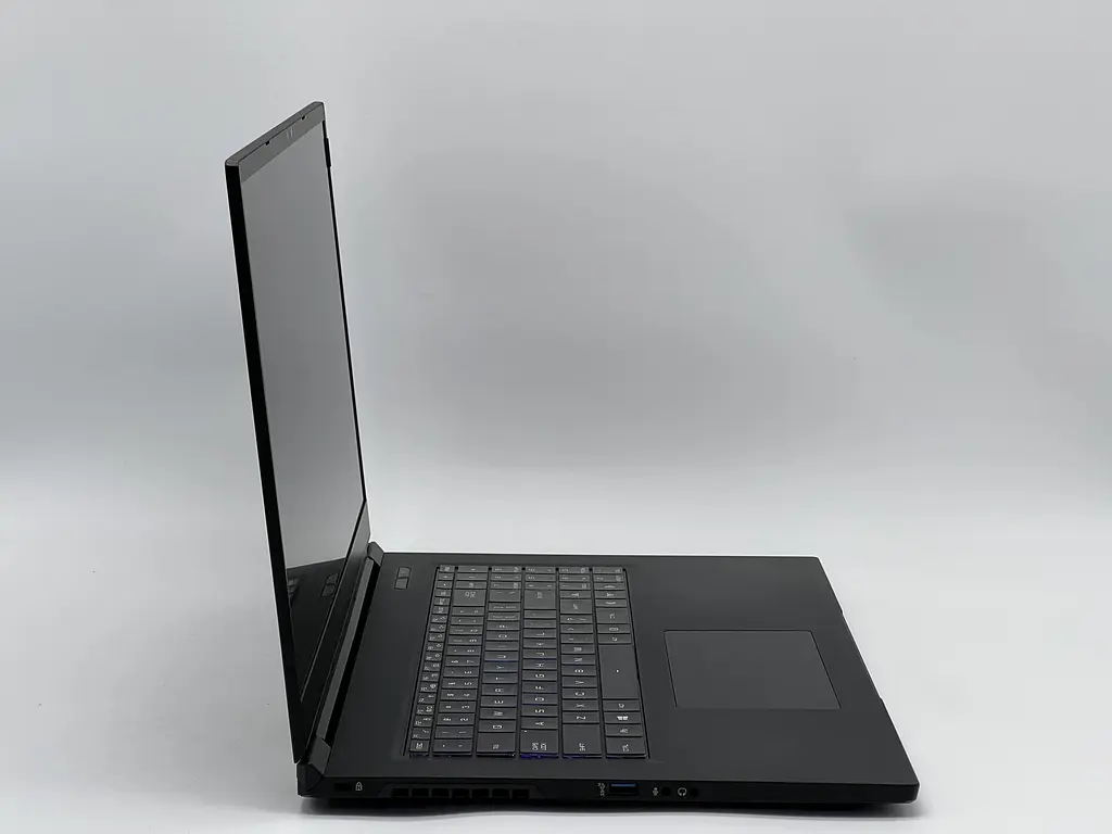 Ноутбук Maingear 17.3" Vector Pro 2 MG-VCP17A-3070, AMD Ryzen 9 5900HX, 32 GB, 480 GB, NVIDIA GeForce RTX 3070, 2560x1440, IPS (SH26031371) Б/у - фото 2