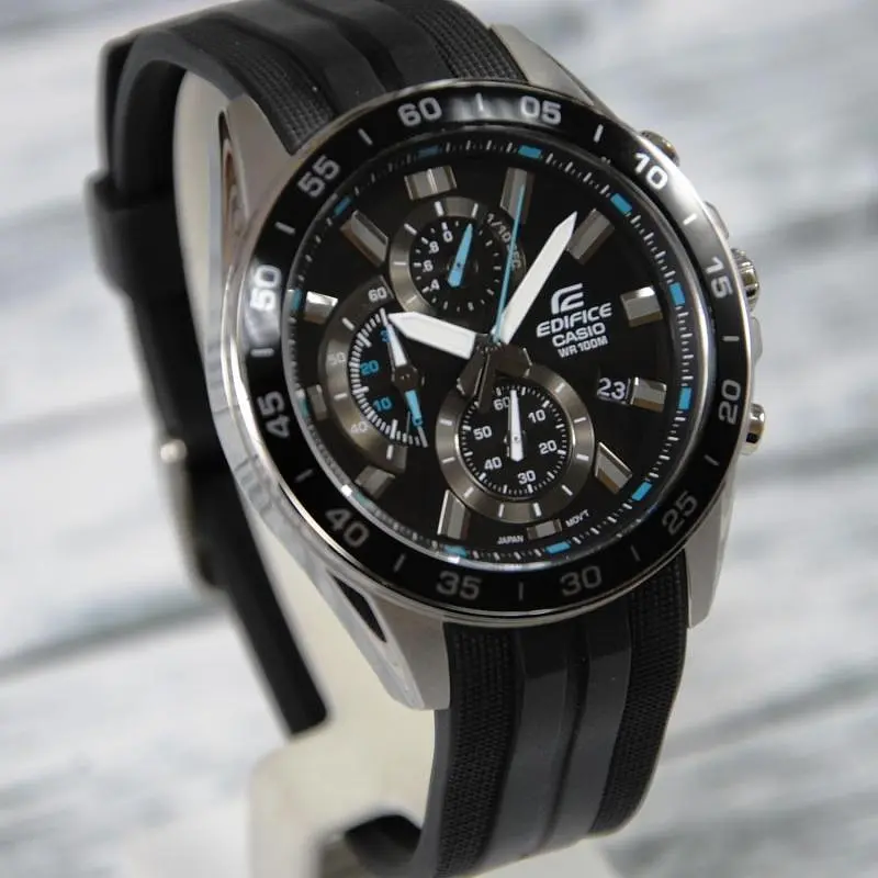 Водонепроникні кварцові наручні годинники Casio оригінал Японія Edifice EFV-550P-1AVUEF з полімерним ремінцем - фото 2