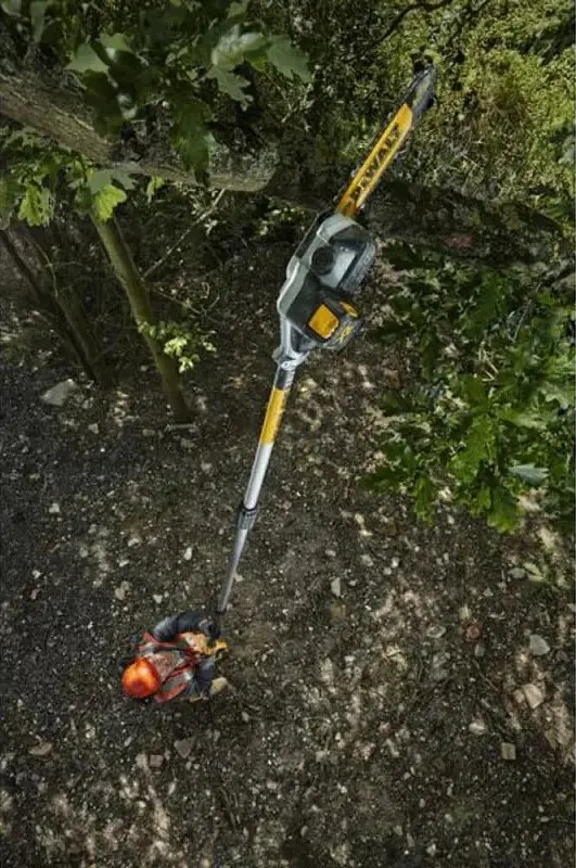 DeWALT Висоторіз ланцюговий акумуляторний безщітковий 18В шина 20см штанга 180-280см 4.0кг без АКБ та ЗП - фото 5