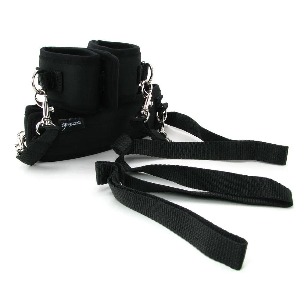 Нашийник з повідцем і наручниками Pipedream Collar with Cuffs and Leash