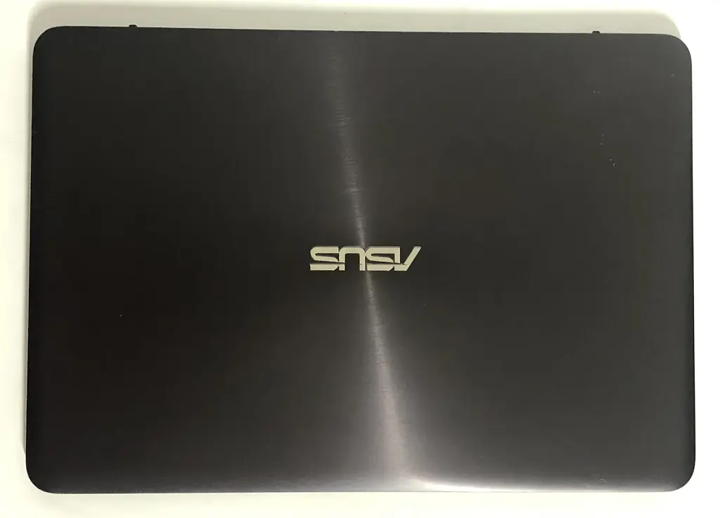 Ноутбук Asus ZenBook UX305C / 13.3" FullHD IPS / M3-6Y30 / 8GB / 128GB SSD / Win10 - Б/в - фото 6