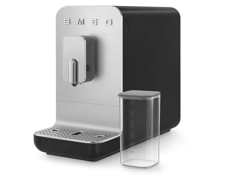 Кавомашина автоматична Smeg BCC13BLMEU - фото 4