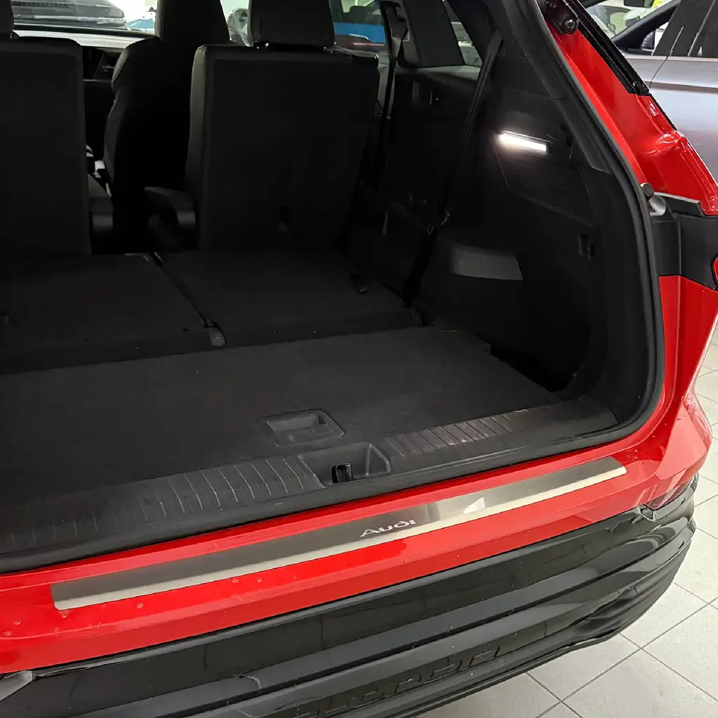 Накладка на задній бампер для Audi Q5 E-Tron 50 2021- Нержавіюча сталь з загином 1 шт (Premium Z-AU09) - фото 3